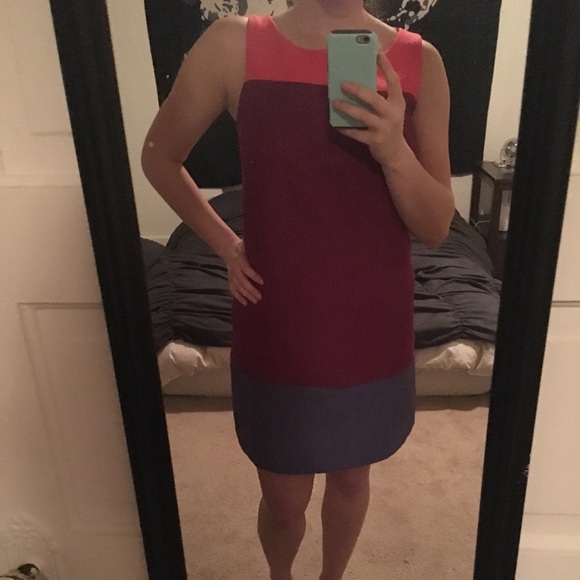 Colorblock Tweed Dress - Picture 2 of 8